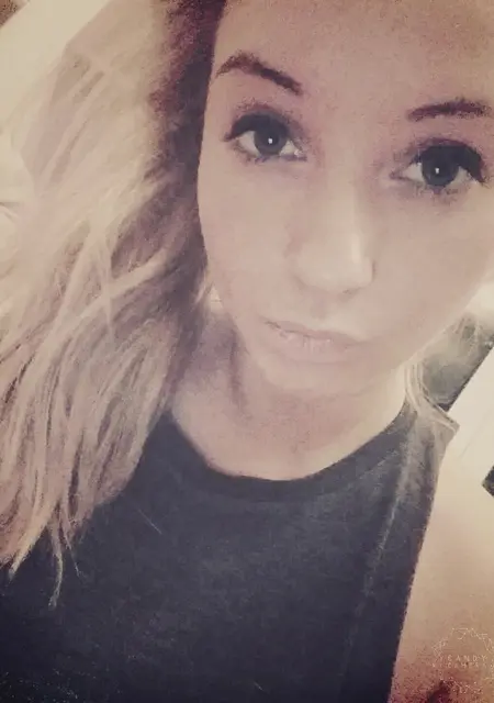 Я Жанна, 19, из Ельца, ищу знакомство для дружбы