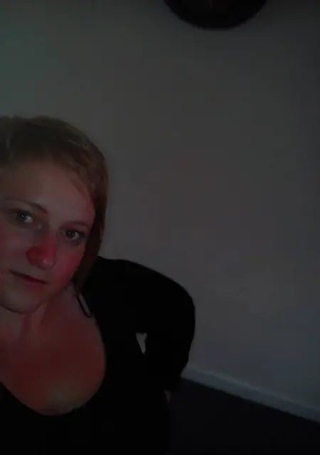 Я Юлия, 26, знакомлюсь для общения в Тихвине