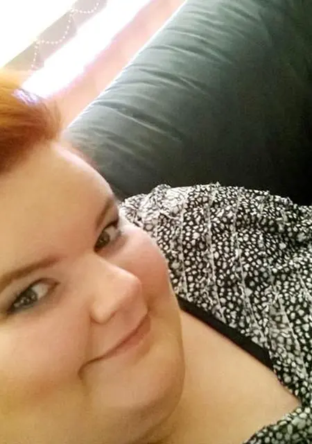 Александра из Кропоткина, ищу на сайте постоянные отношения