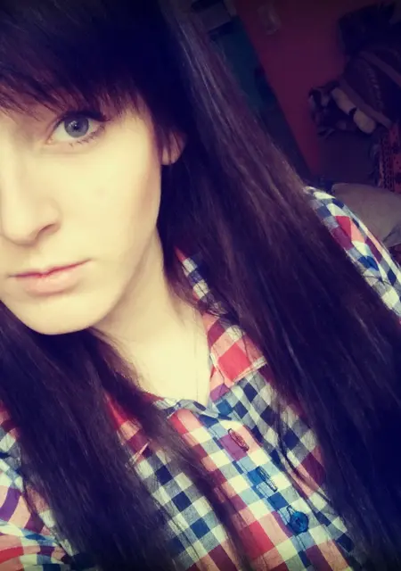 Я Светлана, 19, из Рощина, ищу знакомство для постоянных отношений