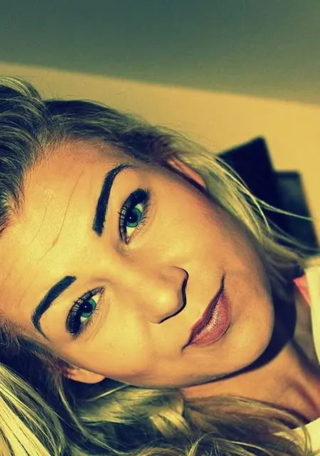 Я Милана, 22, знакомлюсь для постоянных отношений в Батайске