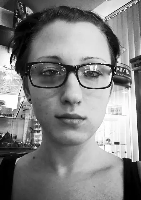 Маргарита из Рузаевки, мне 22, познакомлюсь для постоянных отношений