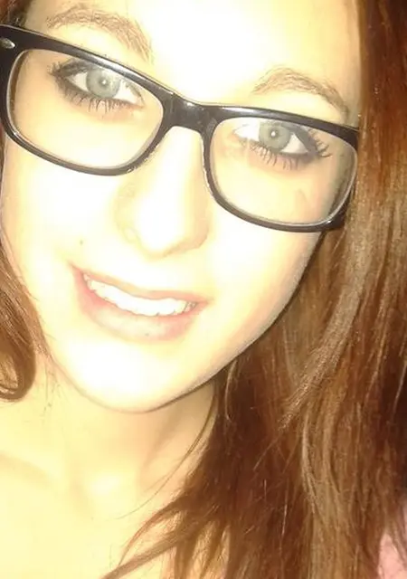 Я Яна, 19, знакомлюсь для постоянных отношений в Еманжелинске