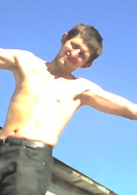 Я Михаил, 43, из Троицка, ищу знакомства без обязательств