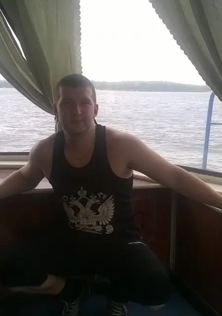 Я Петька, 36, из Стрежевого, ищу знакомство для постоянных отношений