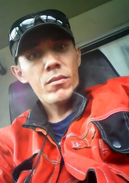 Я Дамир, 41, из Сибая, ищу знакомство для дружбы