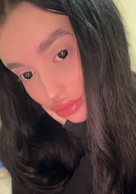 Я Настька, 19, из Иркутска, ищу знакомство для открытые отношения