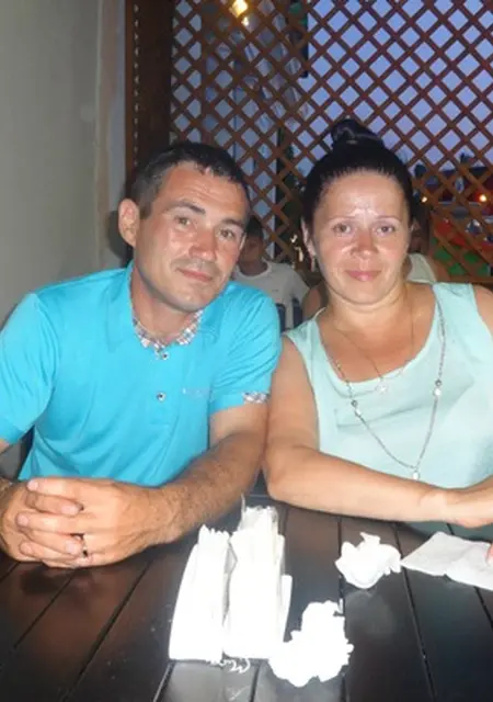 Лена из Вычегодского, мне 49, познакомлюсь для приятного времяпровождения