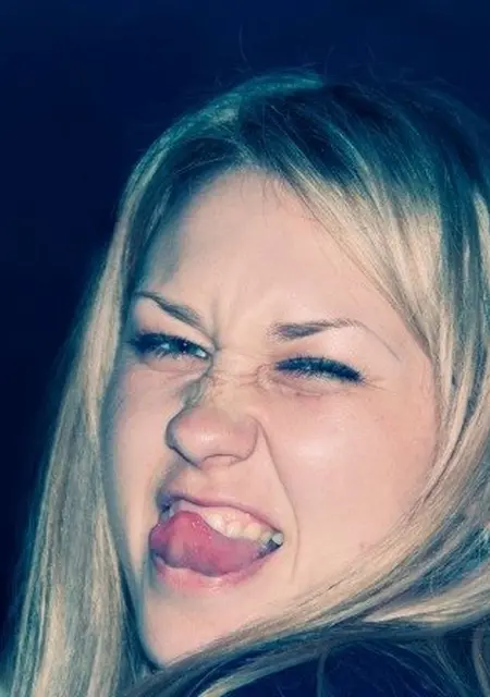 Настя из Ленинградской, ищу на сайте знакомства на одну ночь