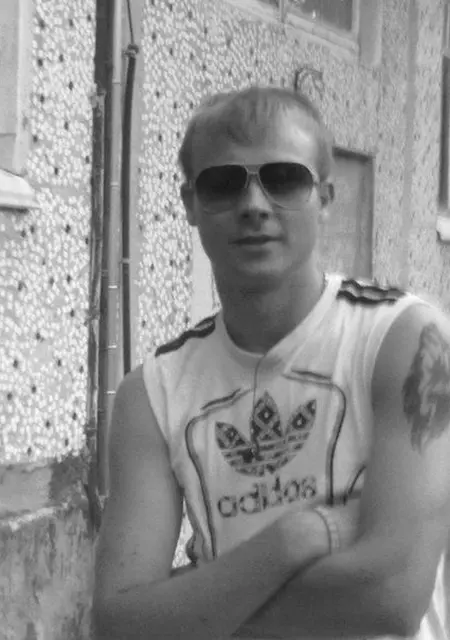 Колян из Ефремова, мне 33, познакомлюсь на одну ночь