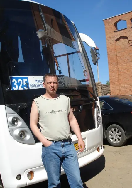 Я Владимир, 51, знакомлюсь для приятного времяпровождения в Губахе