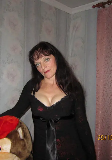 Людмила из Моздока, мне 56, познакомлюсь для приятного времяпровождения