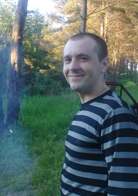 Я Сергеи, 39, из Щигров, ищу знакомства на одну ночь