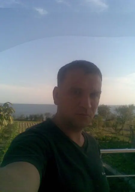 Я Сергей, 50, знакомлюсь для постоянных отношений в Тамани