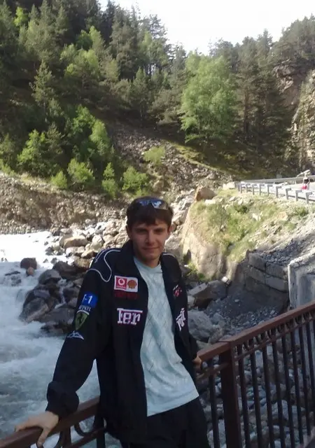 Я Евгений, 39, знакомлюсь для вирта в Нефтекумске