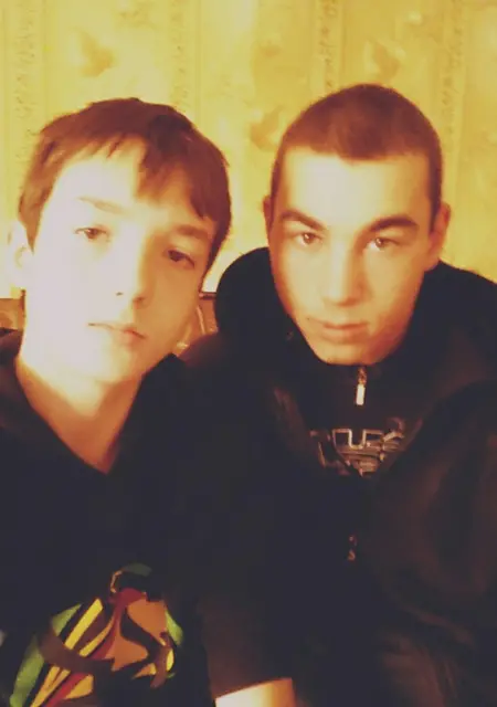 Евгений из Полысаева, ищу на сайте знакомства на одну ночь