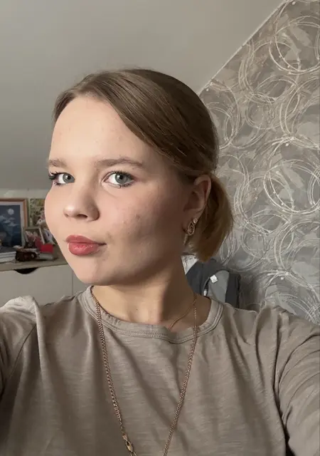 Алиса из Владимира, ищу на сайте общение