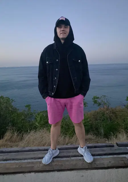 Я Сергей, 25, из Рязани, ищу знакомство для общения