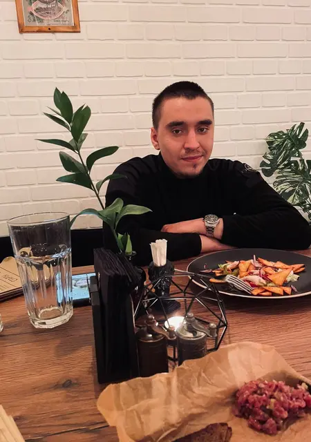 Дмитрий из Ревды, ищу на сайте приятное времяпровождение