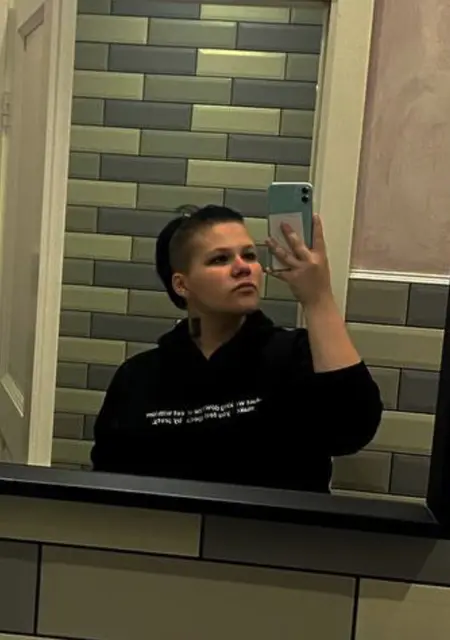 Я Айша, 18, знакомлюсь на одну ночь в Санкт-Петербурге