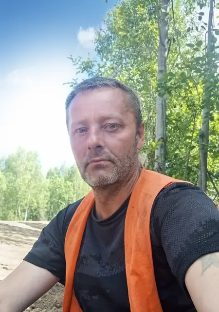 Witali из Кашина, мне 42, познакомлюсь на одну ночь