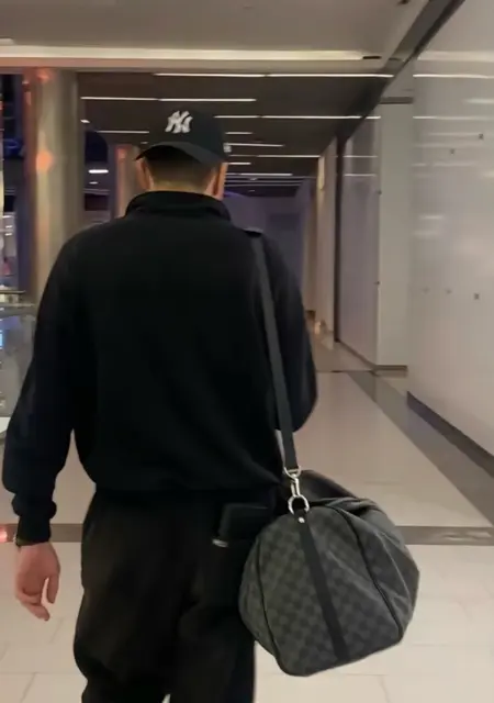 Я Vlad, 20, знакомлюсь для общения в Новошахтинске