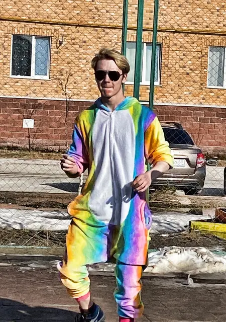 Я Денис, 20, из Нарьяна-Мара, ищу знакомство для вирта