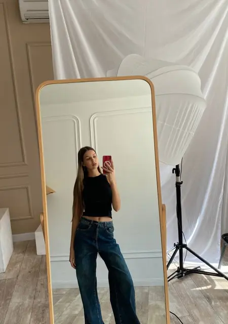 Я Алёна, 19, из Анапы, ищу знакомство для совместных путешествий