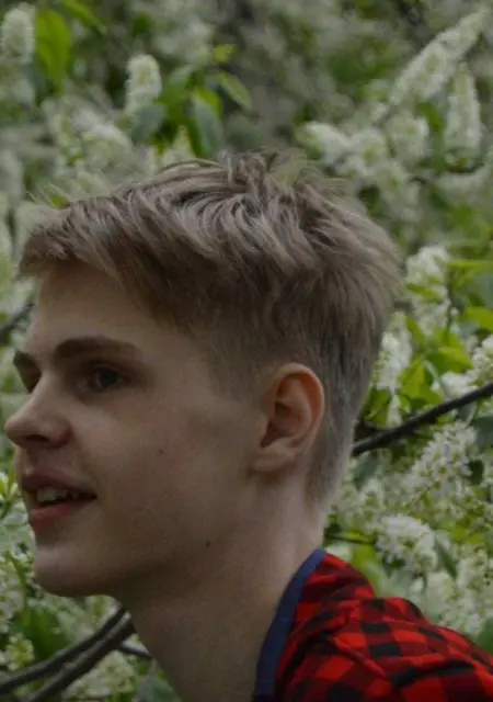 Гриша из Шадринска, мне 19, познакомлюсь для приятного времяпровождения