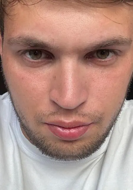 Я Матвей, 29, из Санкт-Петербурга, ищу знакомство для приятного времяпровождения