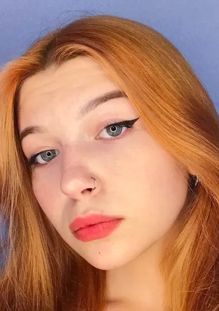 Настя из Краснодара, ищу на сайте знакомства без обязательств