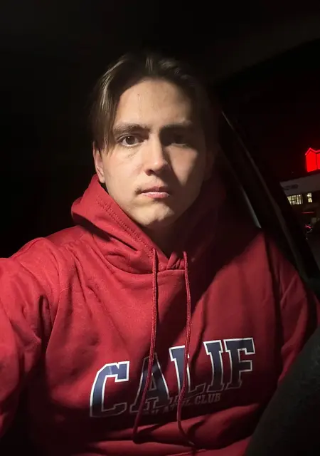 Ильсаф из Лениногорска, мне 23, познакомлюсь для общения