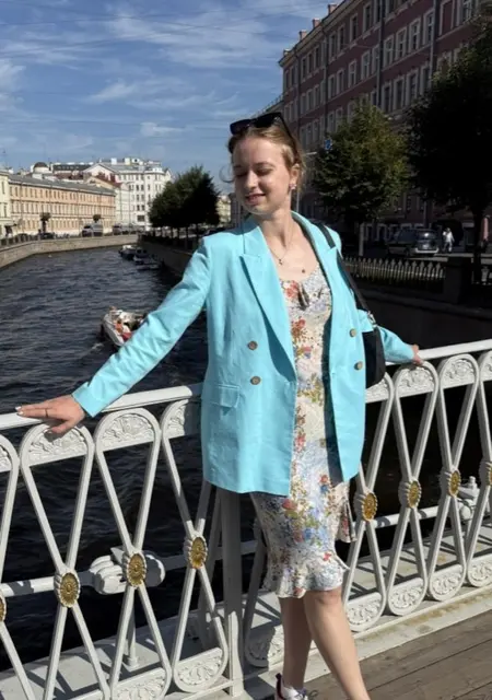 Катя из Мурманска, ищу на сайте постоянные отношения