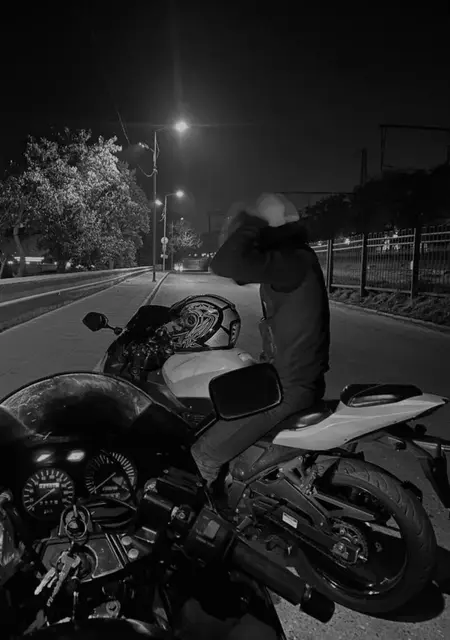 Я Костя, 20, из Канаша, ищу знакомства на одну ночь