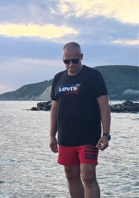 Я Андрей, 55, из Клена, ищу знакомство для совместных путешествий