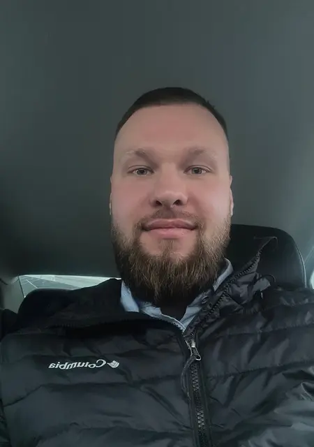 Я Михаил, 26, знакомлюсь для постоянных отношений в Североуральске