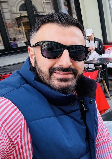 Я Слм, 37, из Москвы, ищу знакомство для дружбы