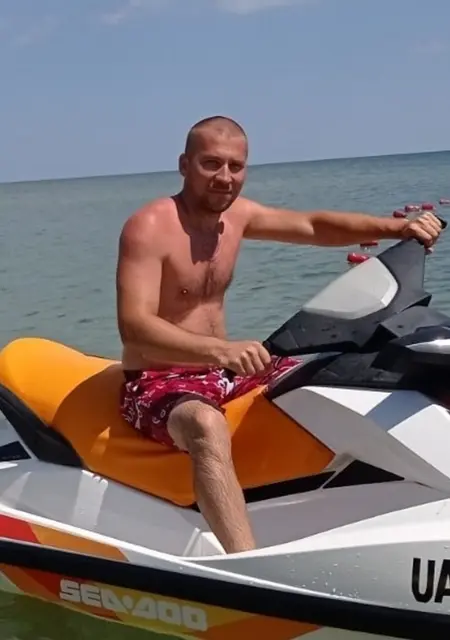 Женя из Лянтора, ищу на сайте знакомства без обязательств