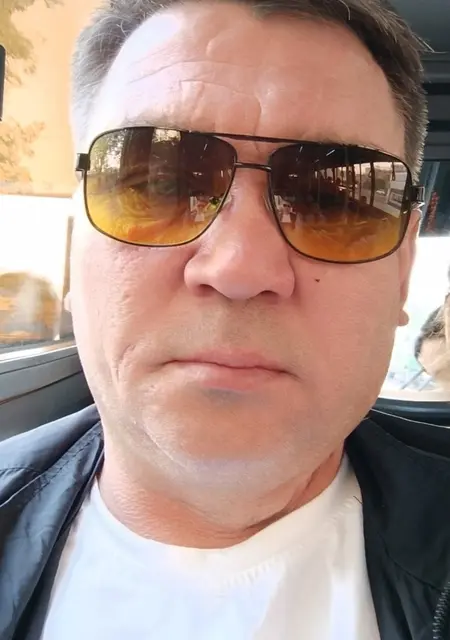 Валерий из Невьянска, ищу на сайте знакомства на одну ночь