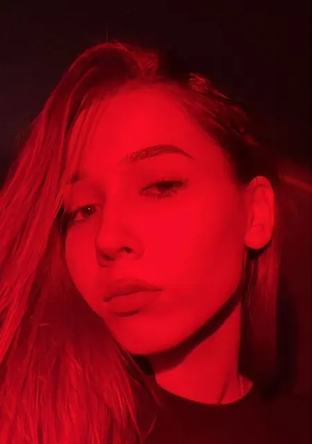 Я Марина, 25, знакомлюсь для вирта в Ржеве