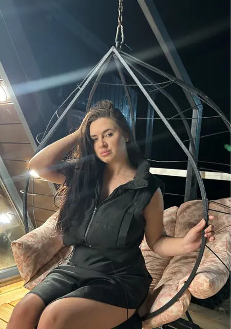 Я Алина, 20, из Геленджика, ищу знакомство для дружбы