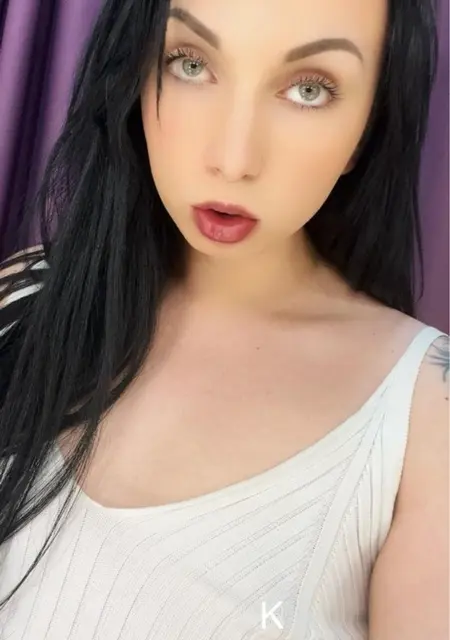 Я Илона, 24, знакомлюсь для приятного времяпровождения в Новомосковске