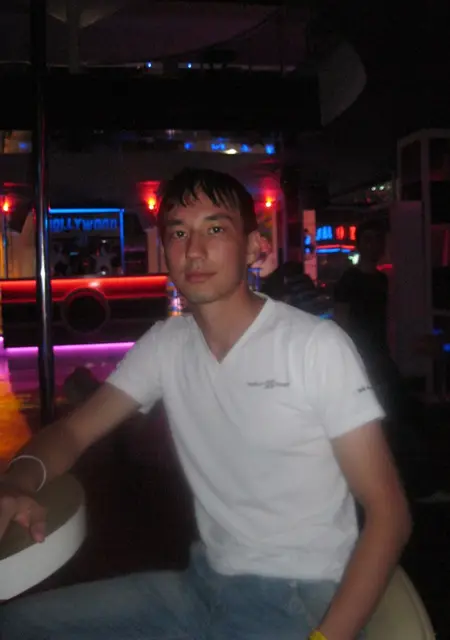 Ильдар из Октябрьского, ищу на сайте приятное времяпровождение