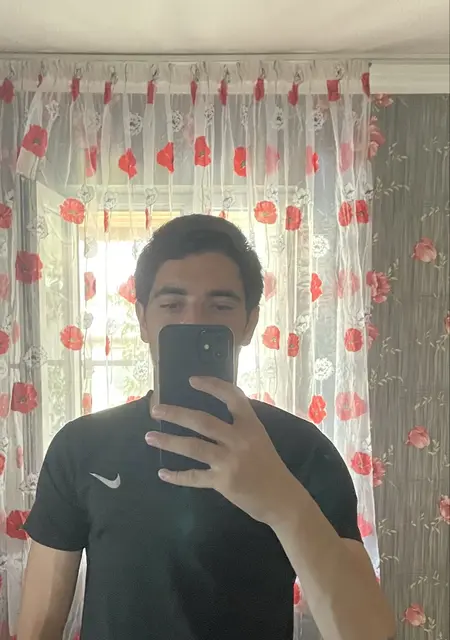 Арсен из Краснодара, мне 18, познакомлюсь для постоянных отношений