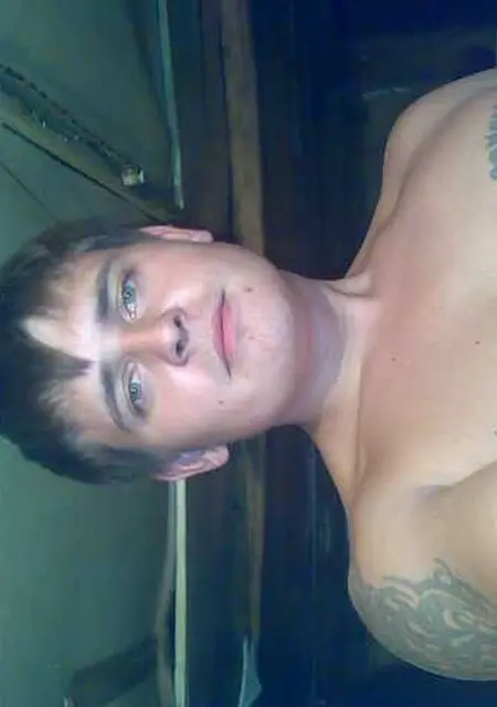 Серега из Советской Гавани, мне 35, познакомлюсь для дружбы