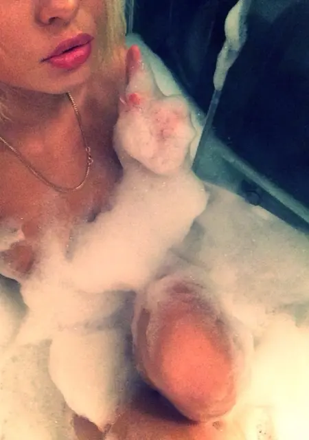 Эльвира из Магадана, мне 35, познакомлюсь на одну ночь