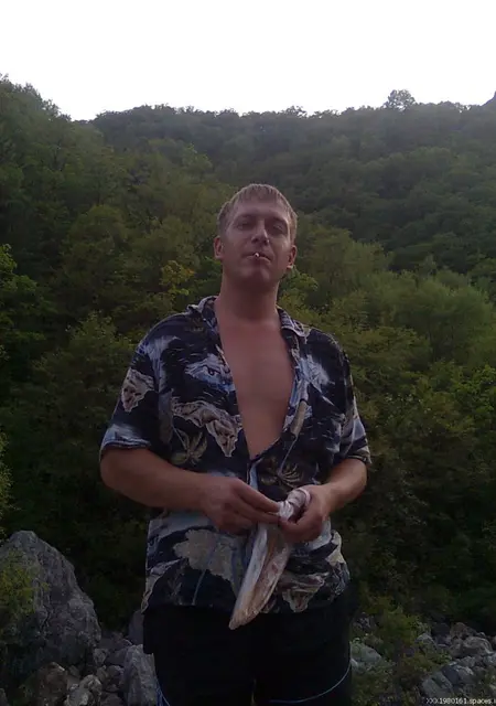 Я Дима, 45, из Дальнереченска, ищу знакомства без обязательств