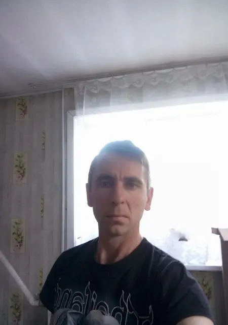 Я Евгений, 44, из Тулуна, ищу знакомства без обязательств