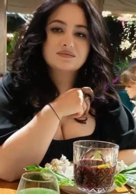 Азалия из Нальчика, ищу на сайте вирта