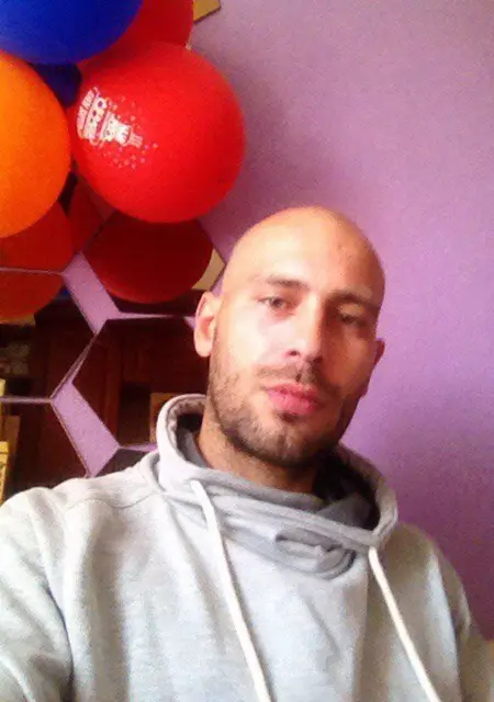 Я Дмитрий, 44, знакомлюсь без обязательств в Морозовске